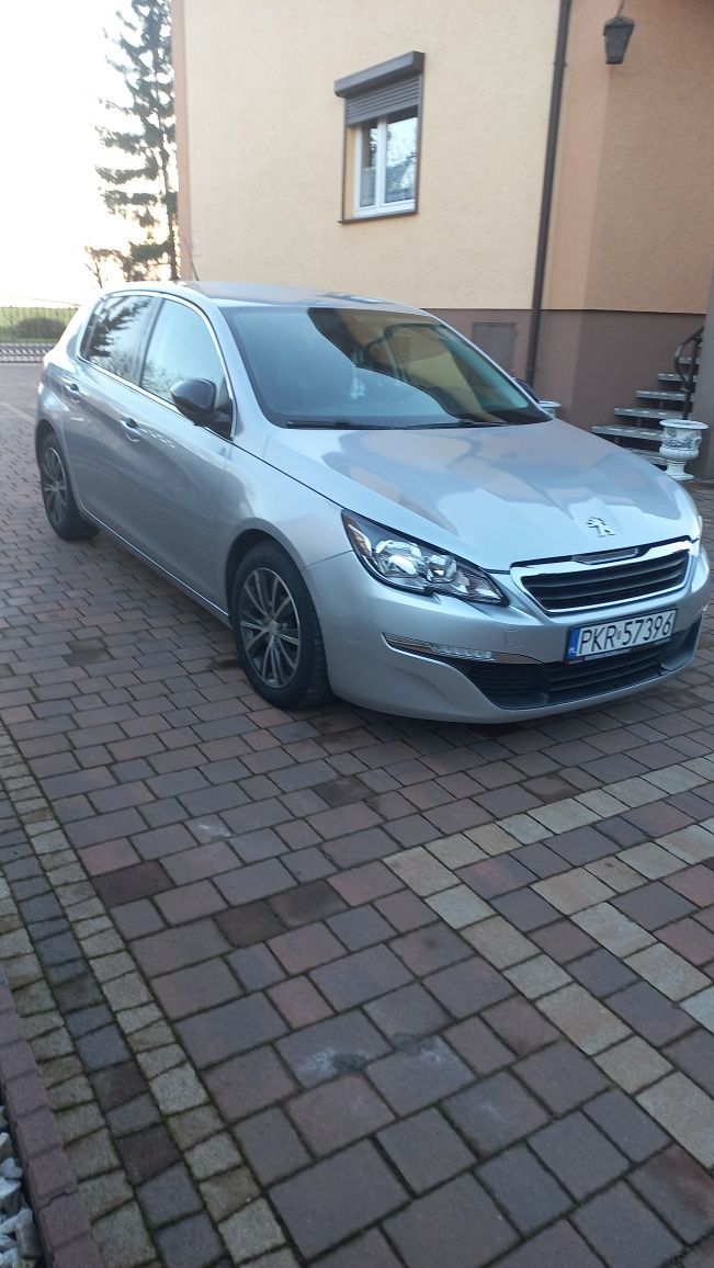 Peugeot 308 1.2.