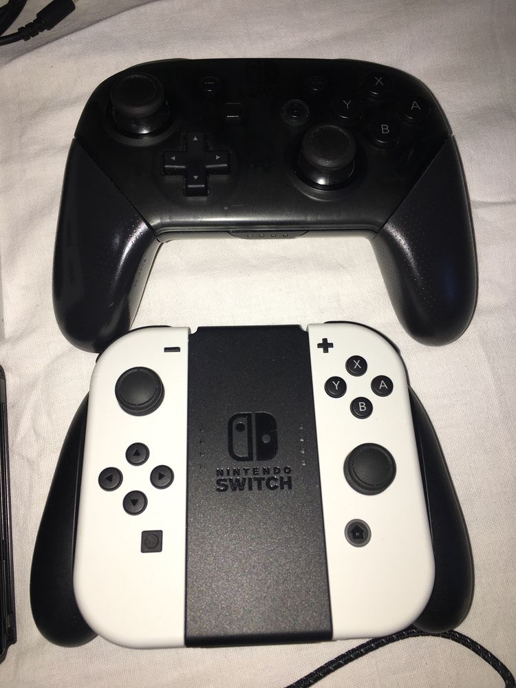 Nintendo Swicth Oled com comando e head set gamer