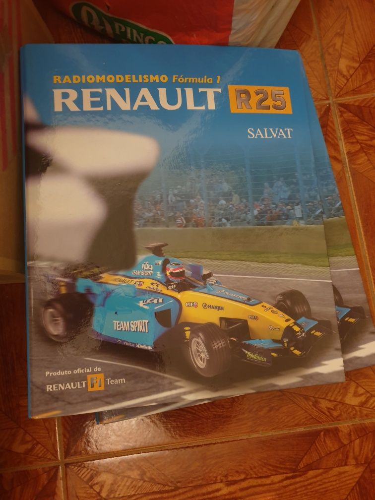 Radiomodelismo Renault  F1  em fascículos da Salvat.