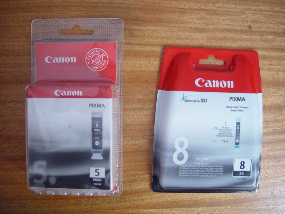 Dois tinteiros Canon novos e originais.