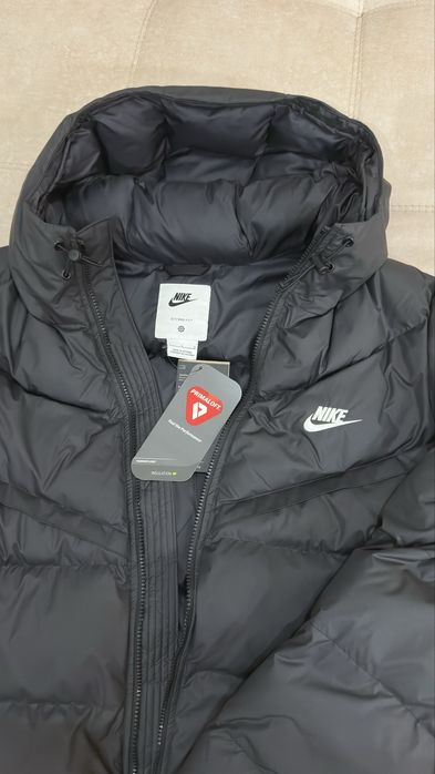 Мужская куртка Nike Storm-Fit Windrunner Primaloft (FB8185-010)