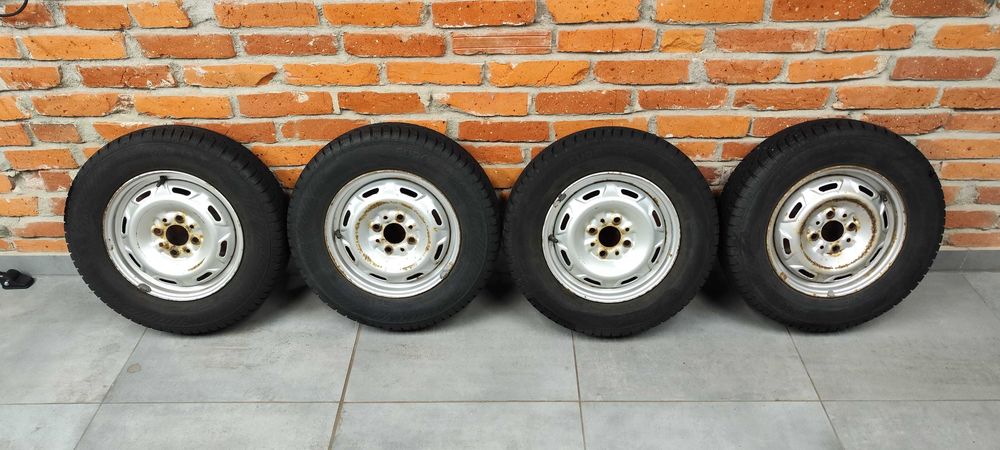 Koła zimowe 155/80 R13 Gislaved + felgi 4x98 Fiat (komplet 4 szt.)
