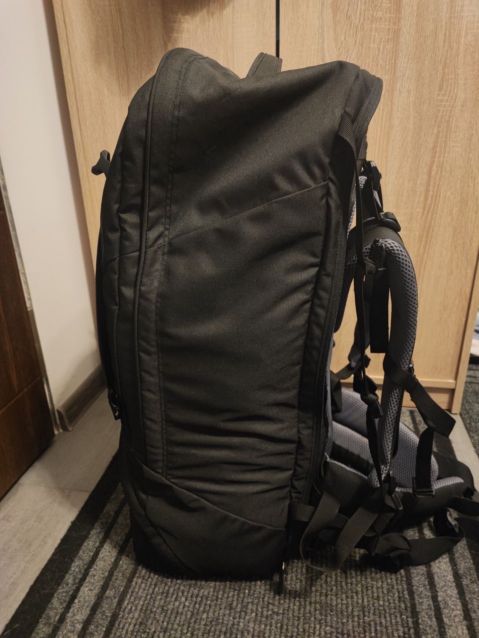 Plecak turystyczny Deuter Transit 65L. Bez małego dodatkowego plecaka
