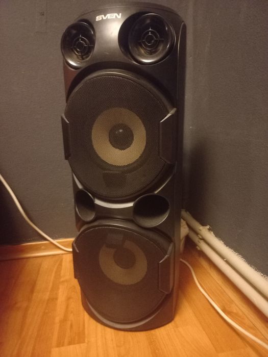 Мобильная аудиосистема с Bluetooth и FM-радио SVEN PS-750
Больше звука