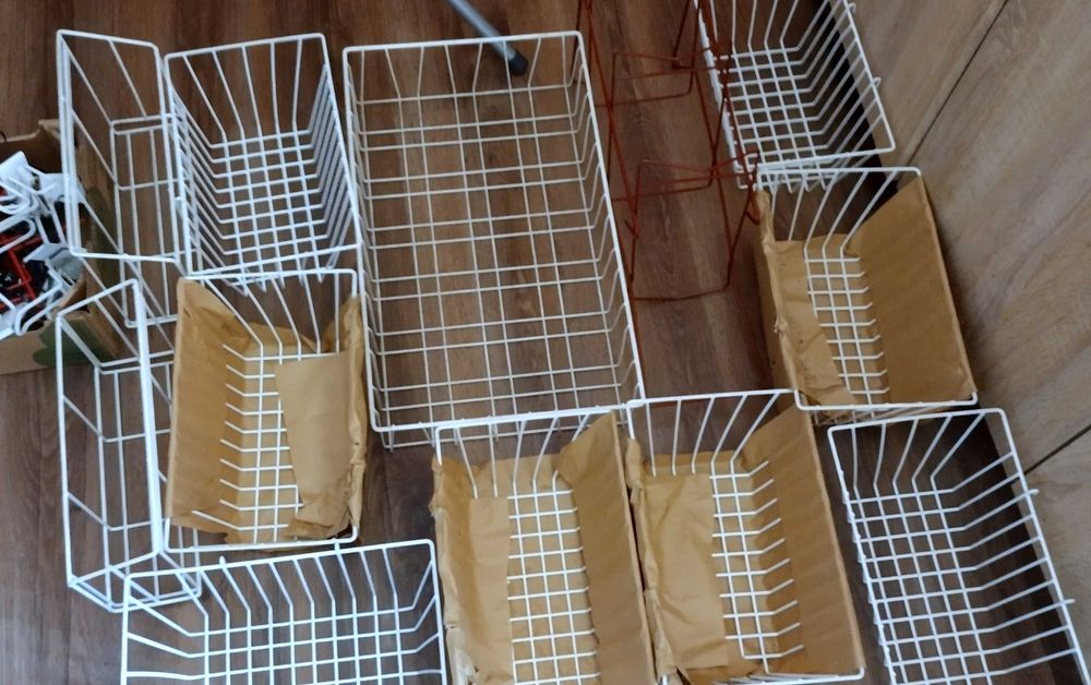 Koszyki metalowe sklepowe białe 10szt.