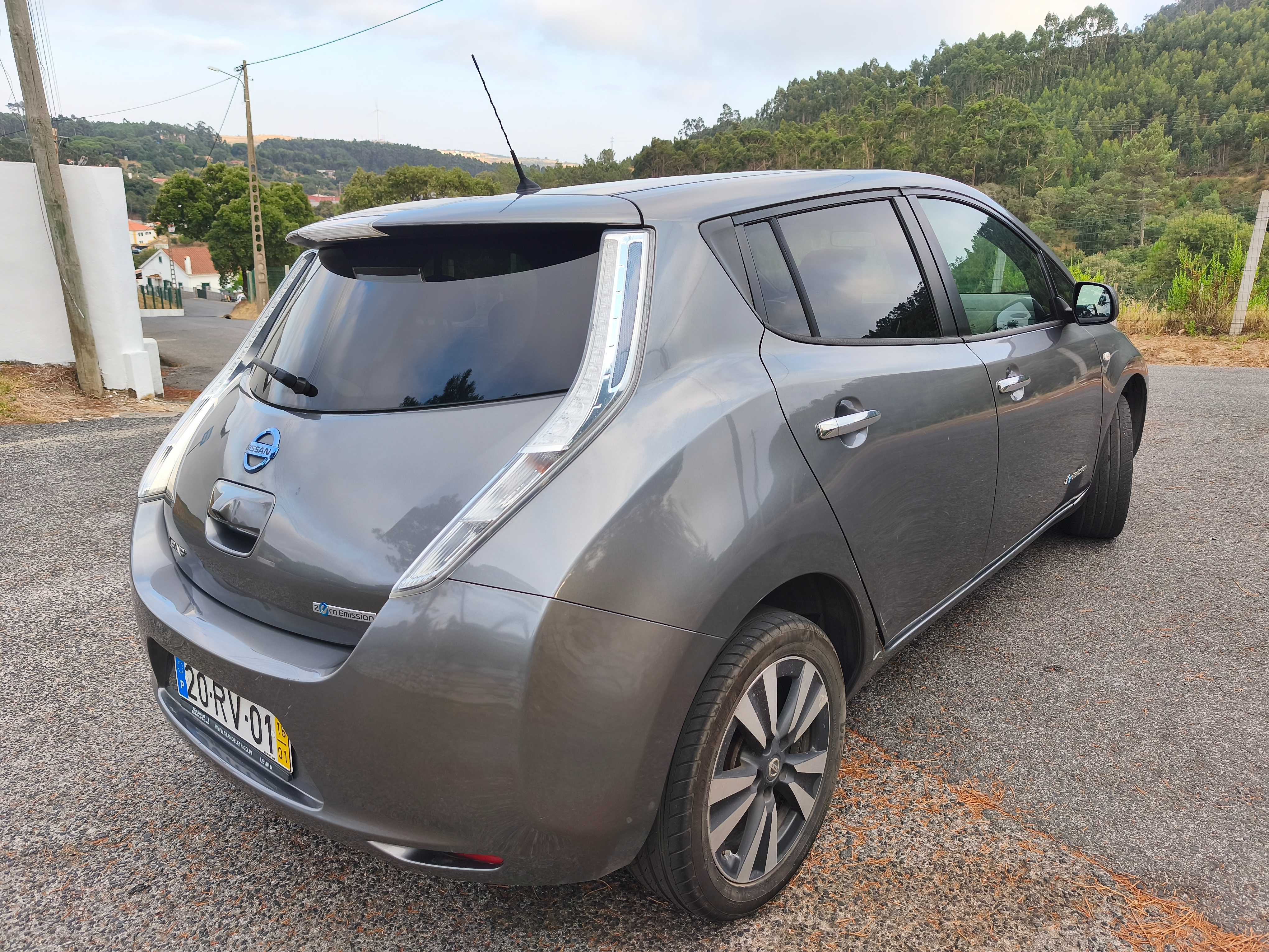 Nissan Leaf Acenta Tecna 30Kw
