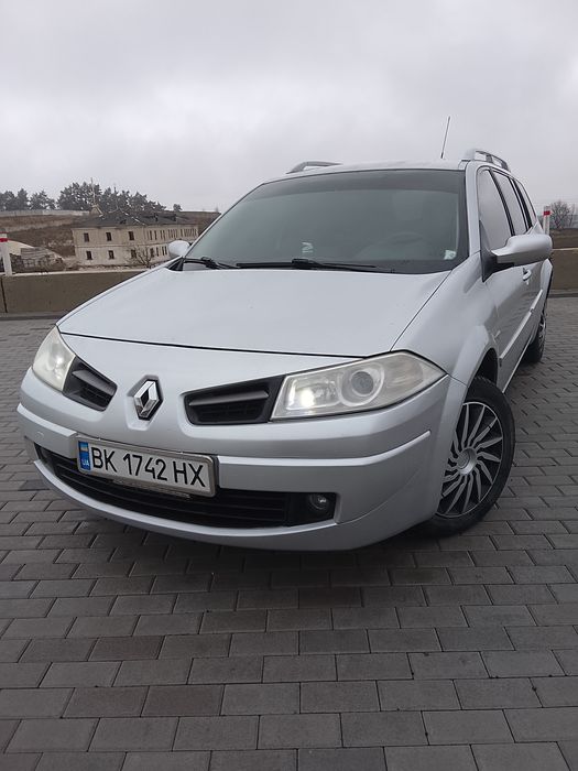 Авто  Рено Меган 2