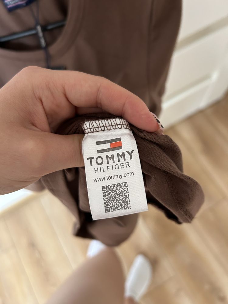 Brazowa koszulka damska Tommy rozmiar S