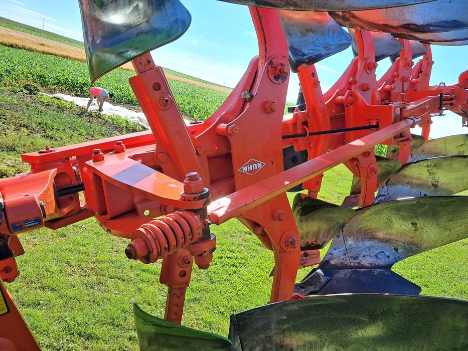 Pakomat hydrauliczny Kuhn multi-master 121, 123  stan bdb