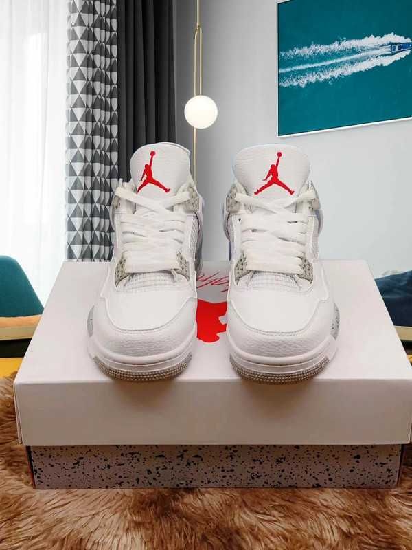 Jordan 4 Retro White Oreo R.42