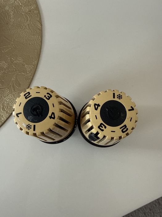 Głowica głowice do grzejnika Mera Pnefal starszy typ