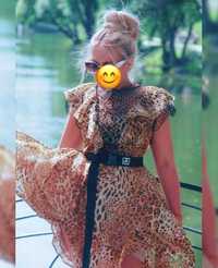 Платье легкое с леопардовым принтом