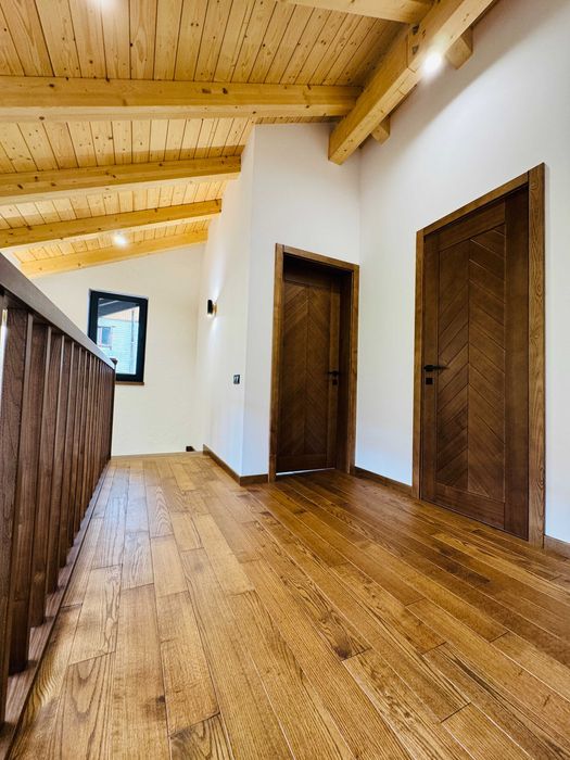 Продаж чотирьох котеджів (таунхауси), с.Поляниця(478 м.кв.)без комісії