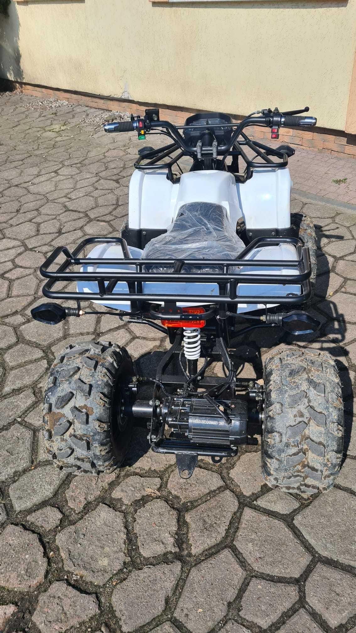 Quad akumulatorowy, elektryczny, na baterię - HECHT