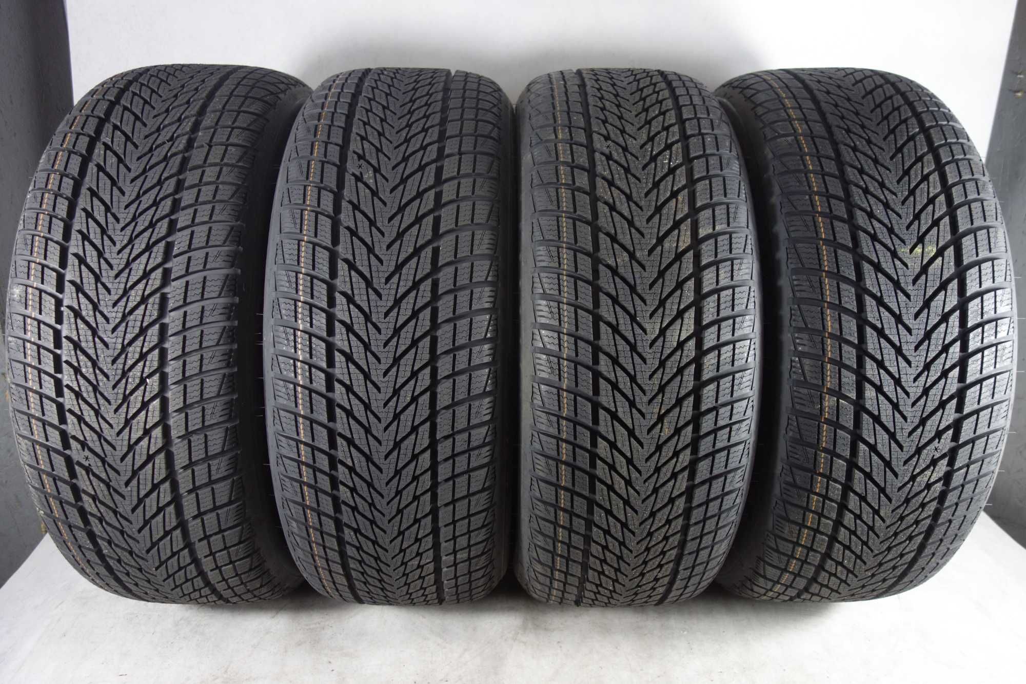 NOWE Opony zimowe 225/45/17 - GOODYEAR Ultra Grip Performance 3