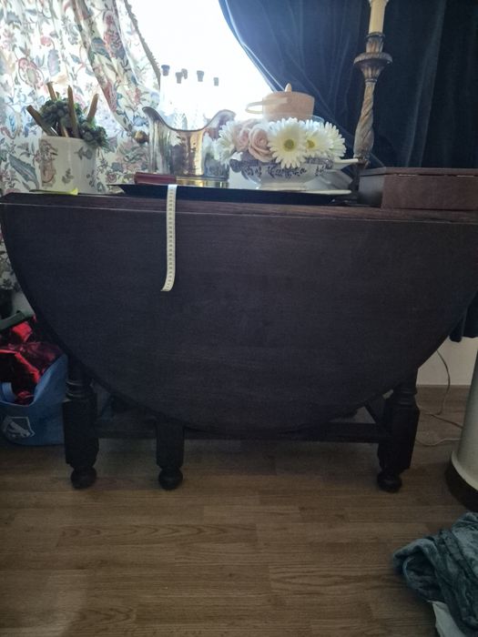 Mesa de abas oval estilo inglês