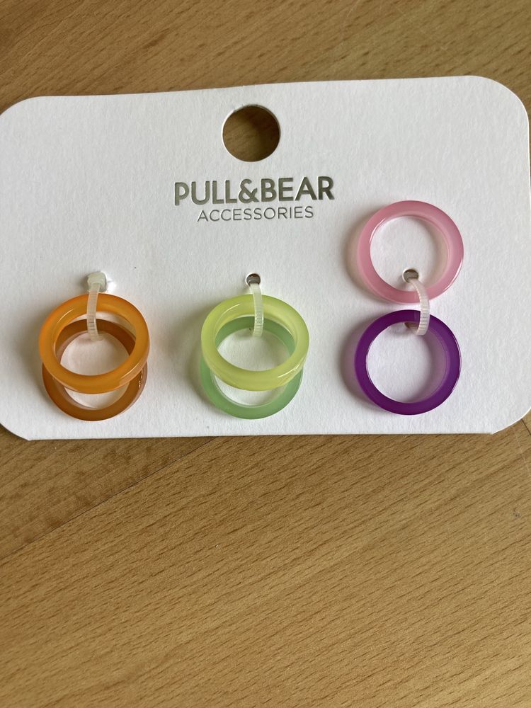 Anéis coloridos Pull and Bear