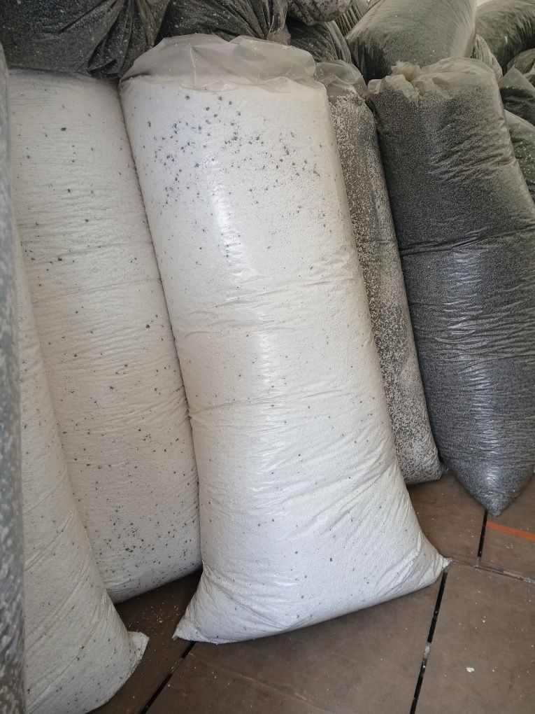 Granulat regranulat styropian styrobeton