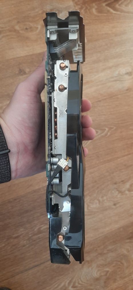 GeForce GTX660 на запчастини