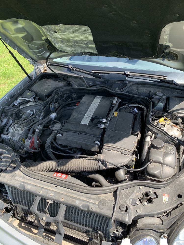 Mercedes benz w211 e klasa 1.8 Gaz Lpg