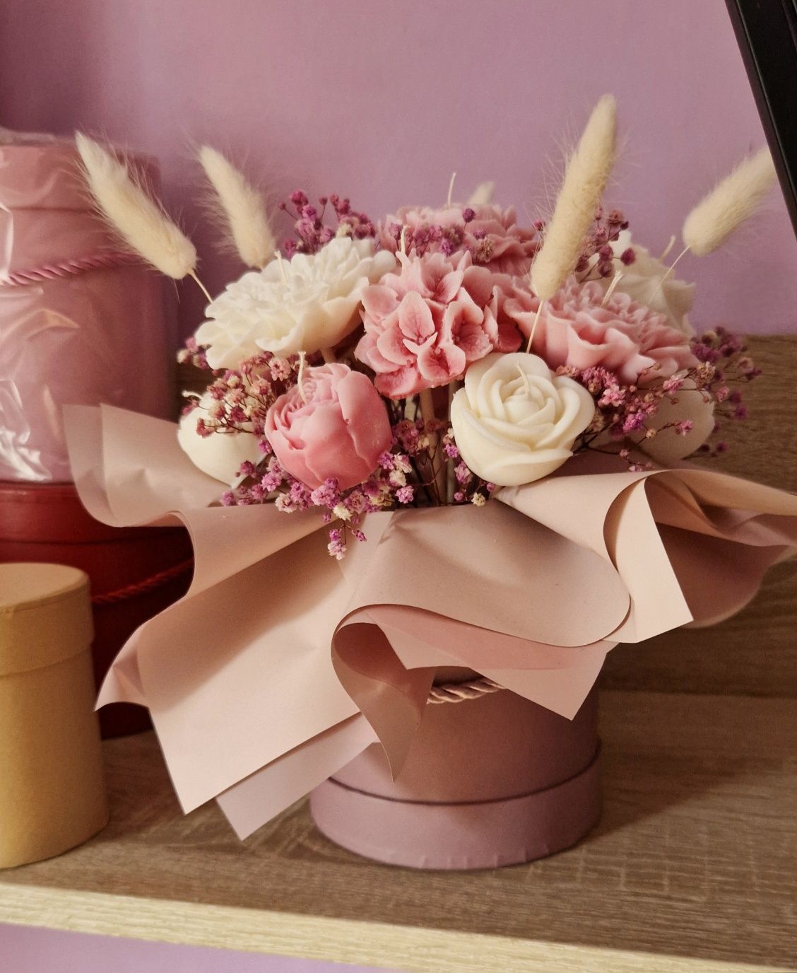 Bukiet kwiatowy ze świec sojowych flowerbox candle