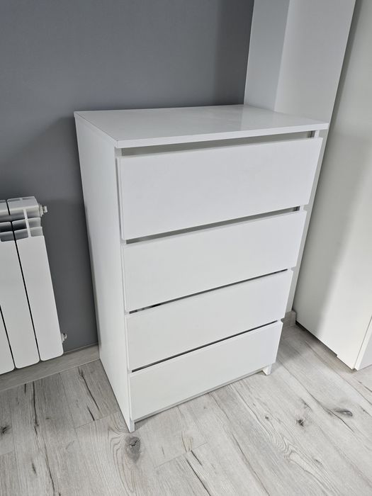 Komoda Biała z szufladami