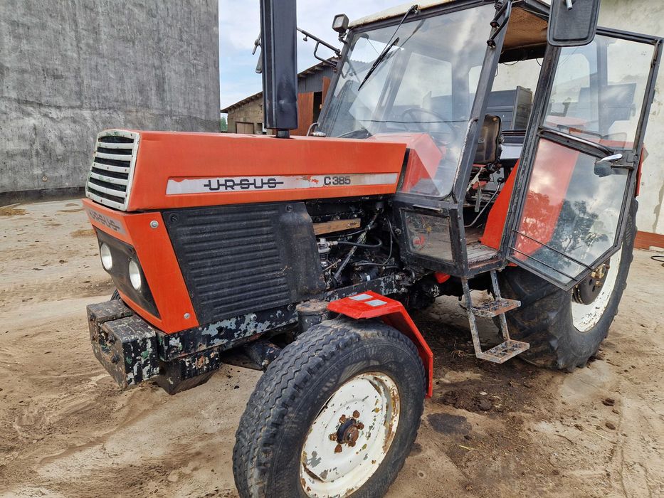 Traktor ursus 385