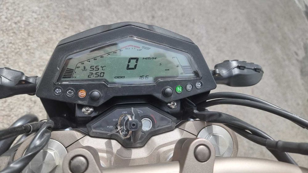 Vende se ZONTES ZT-125-G1X em excelente estado!