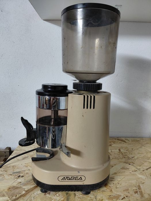 Moinho de café aurea