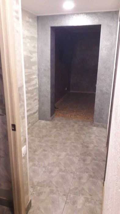 Продам чудову двокімнатну квартиру біля Епіцентру.