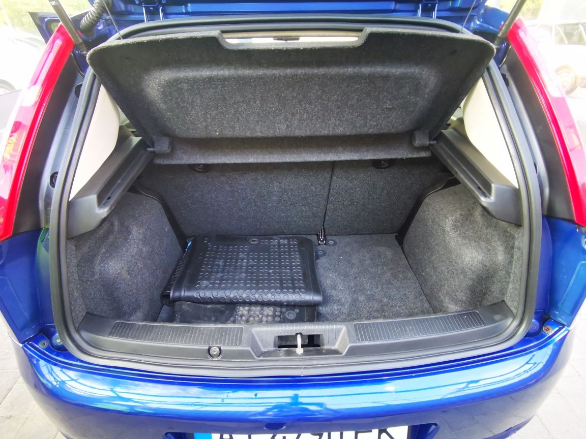Продам Fiat Punto 1.3