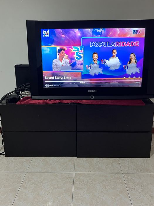 Móvel de apoio tv