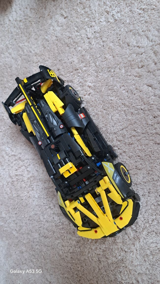 Lego TECHNIC 42151 Bugatti bolid