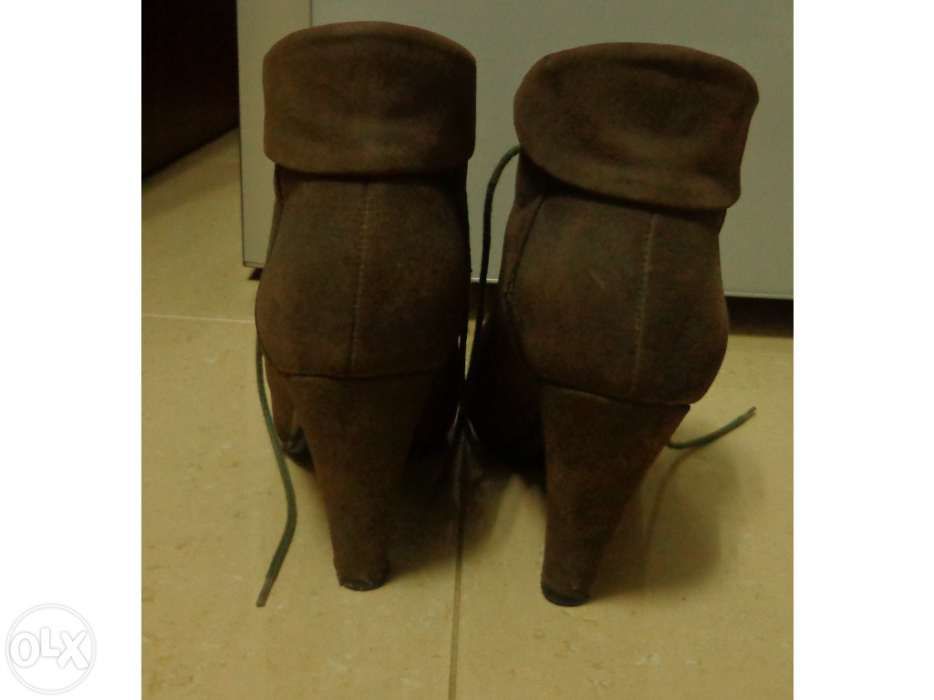 Botas