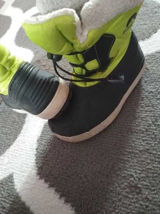 śniegowce kalosze gumowce na słotę ocieplane wygodne Elbrus