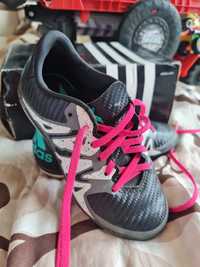 Halówki Adidas 29 Buty do piłki