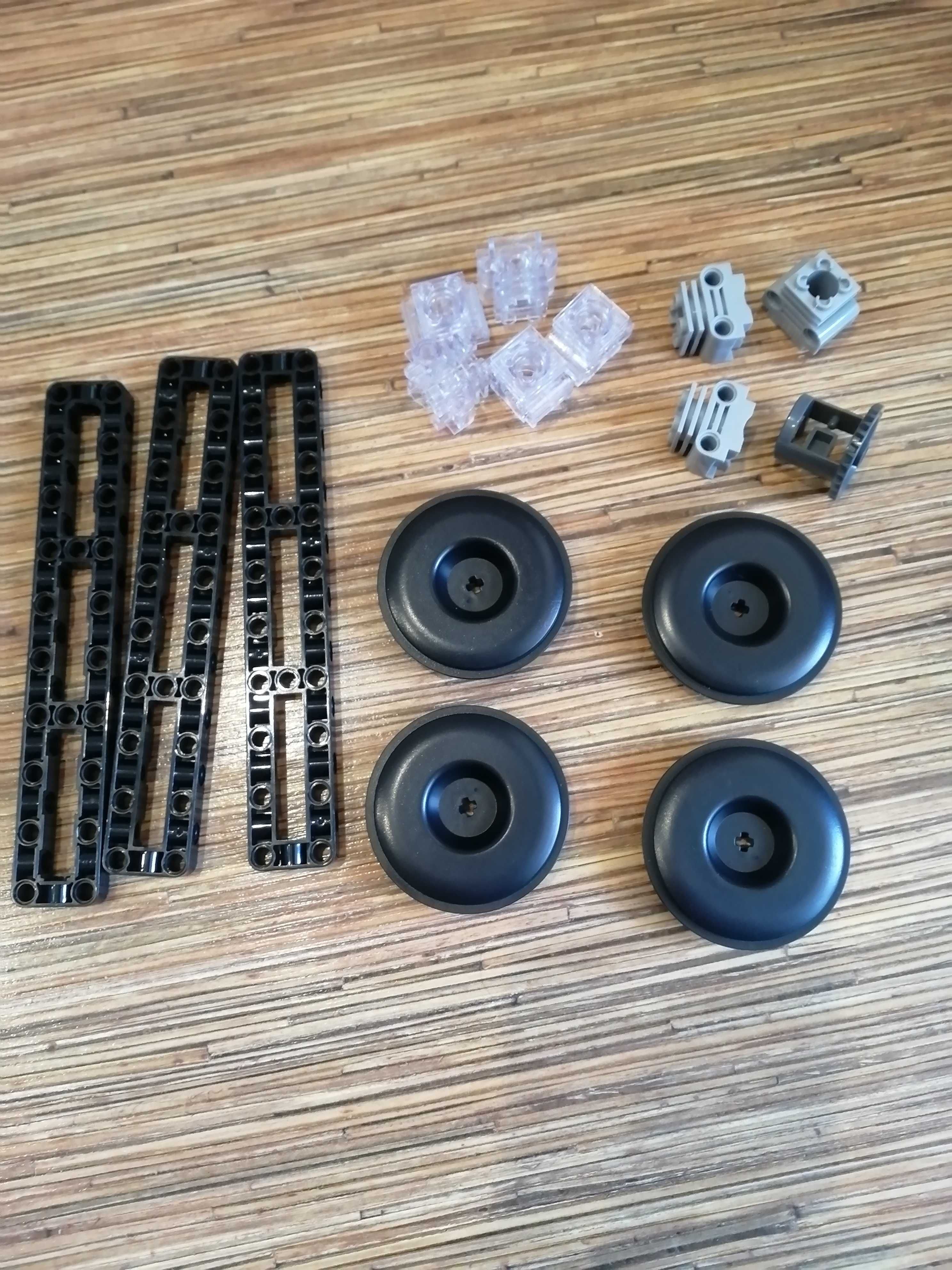 Деталі Lego technic поштучно. Шестерні, гусениці, катки.