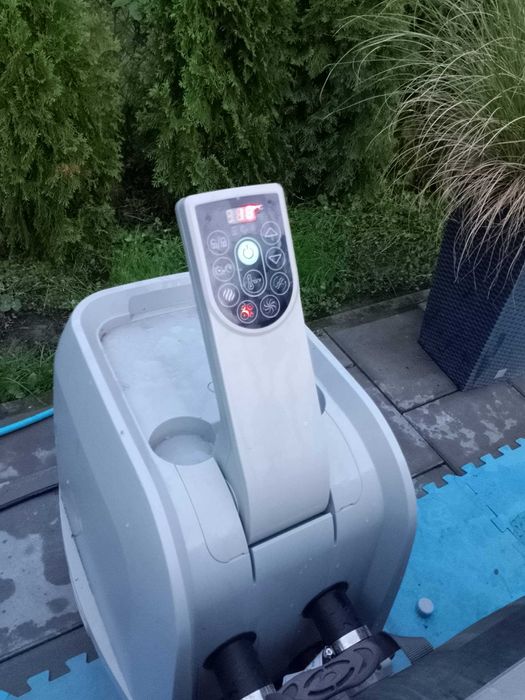 Jacuzzi LAY-Z-SPA Majorca jak nowe, stan idealny.