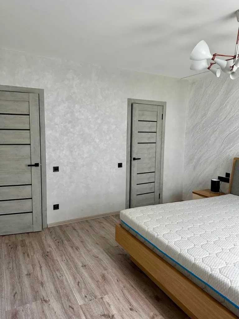 Продам трехкомнатную квартиру, ЖК Днепровская Брама 2