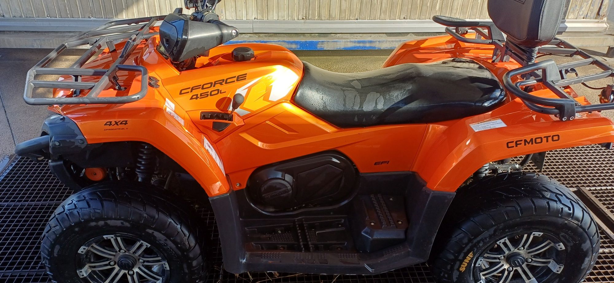 Vendo moto 4  CF450L