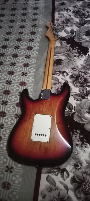 Гітара Fender Stratocaster