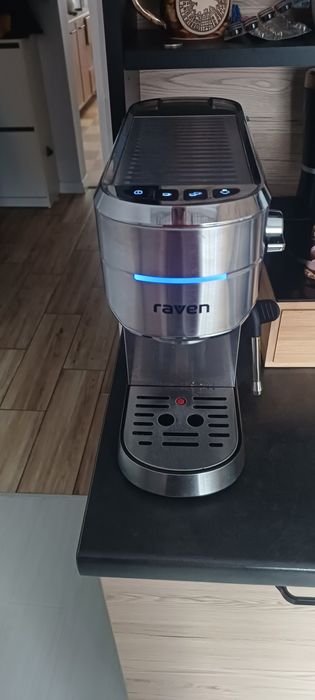 Ekspres kolbowy Raven