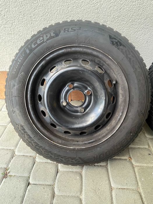 komplet 4 szt. felg z oponami zimowymi Hankook