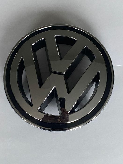 Emblemat znaczek Vw Passat B6 CC  GOLF 5 nr katalogowy 3 CO853600