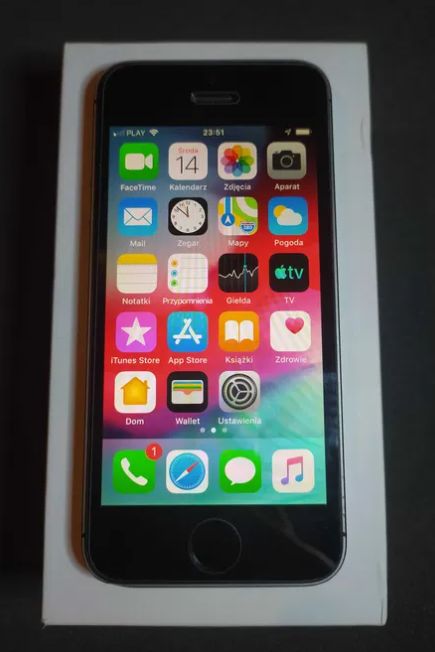 Telefon iPhone 5s 16gb gwiezdna szarość