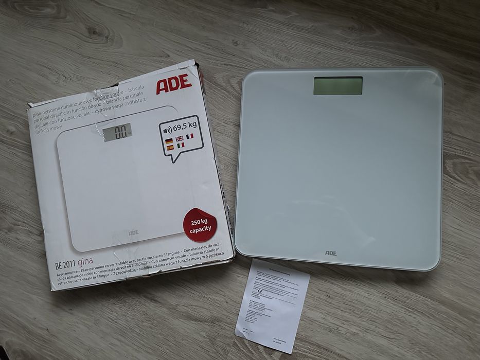 Waga łazienkowa elektroniczna nowa