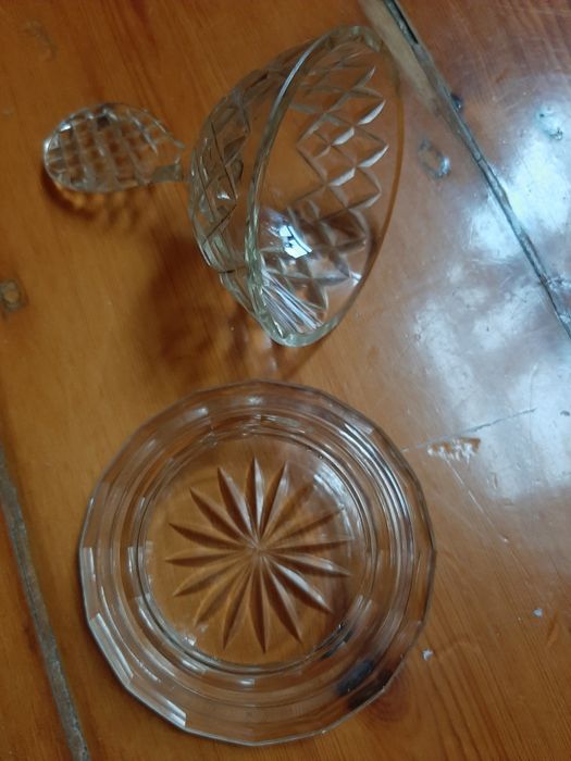 Manteigueira em Vidro trabalhado