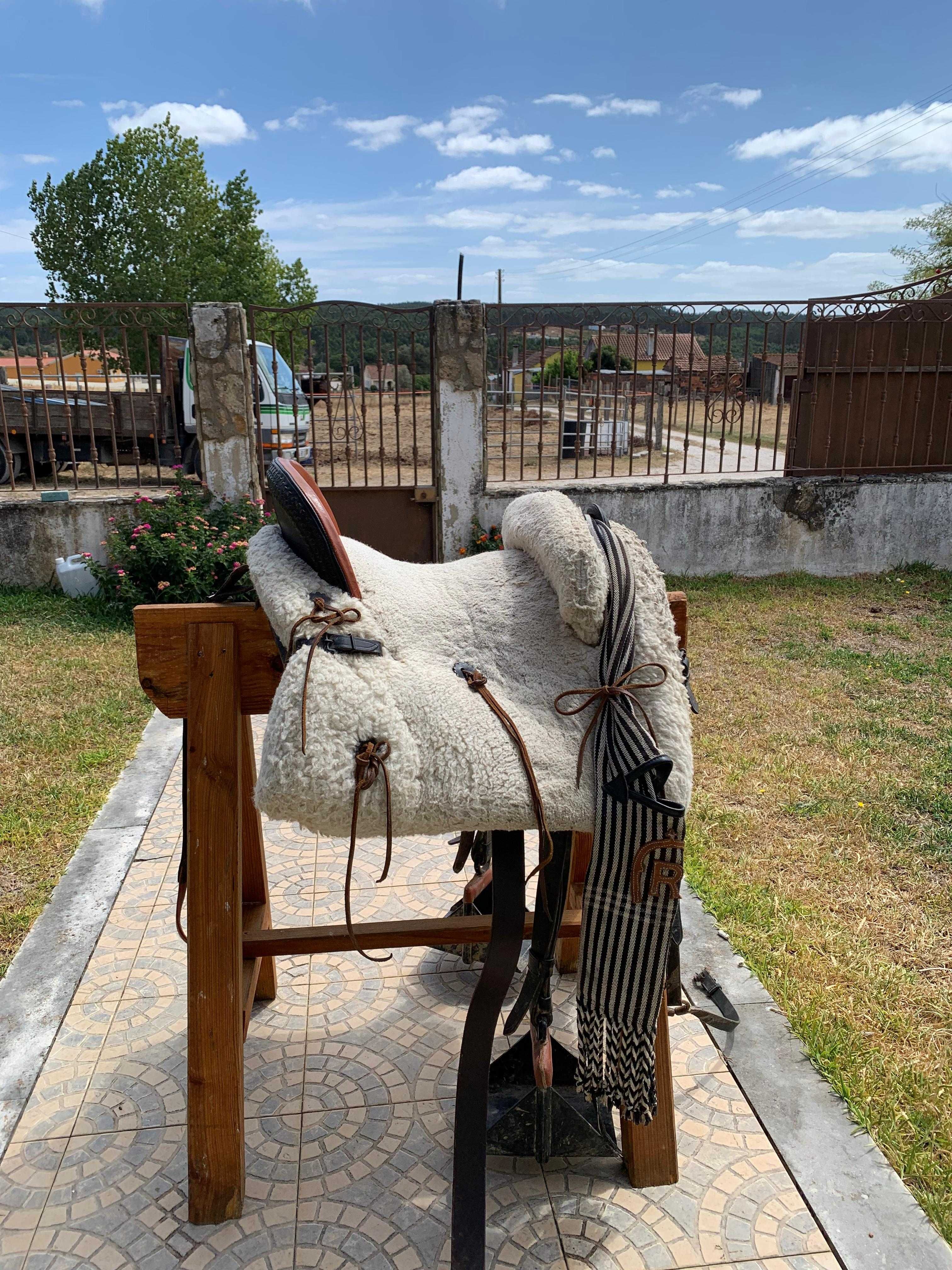 montura sela espanhola