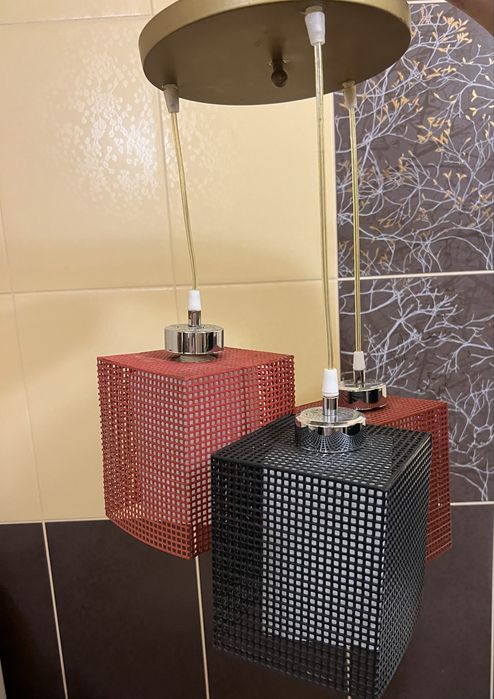 Люстра на три лампочки