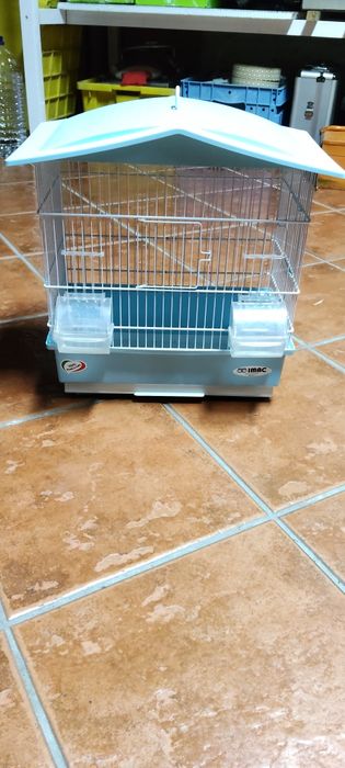 Gaiola para passarinho pequena